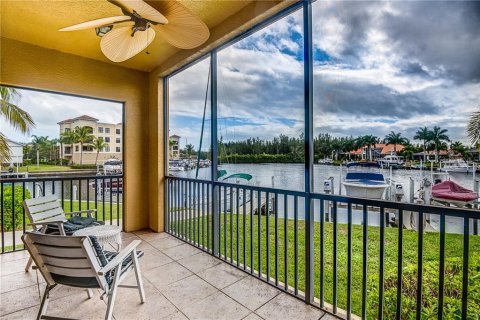 Condominio en alquiler en Punta Gorda, Florida, 2 dormitorios, 171.96 m2 № 248661 - foto 27