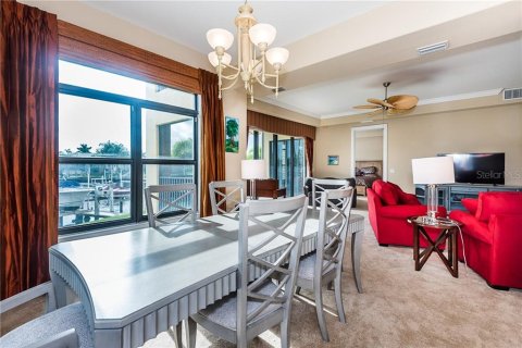 Condominio en alquiler en Punta Gorda, Florida, 2 dormitorios, 171.96 m2 № 248661 - foto 23