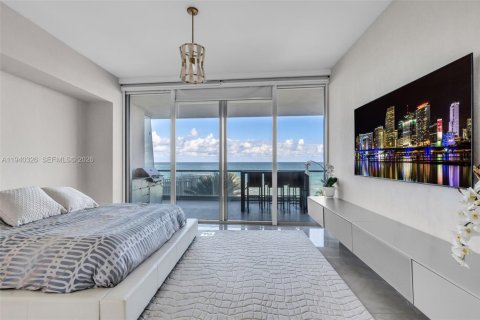 Condo in Sunny Isles Beach, Florida, 3 bedrooms  № 1997856 - photo 13