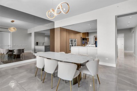 Condo in Sunny Isles Beach, Florida, 3 bedrooms  № 1997856 - photo 8