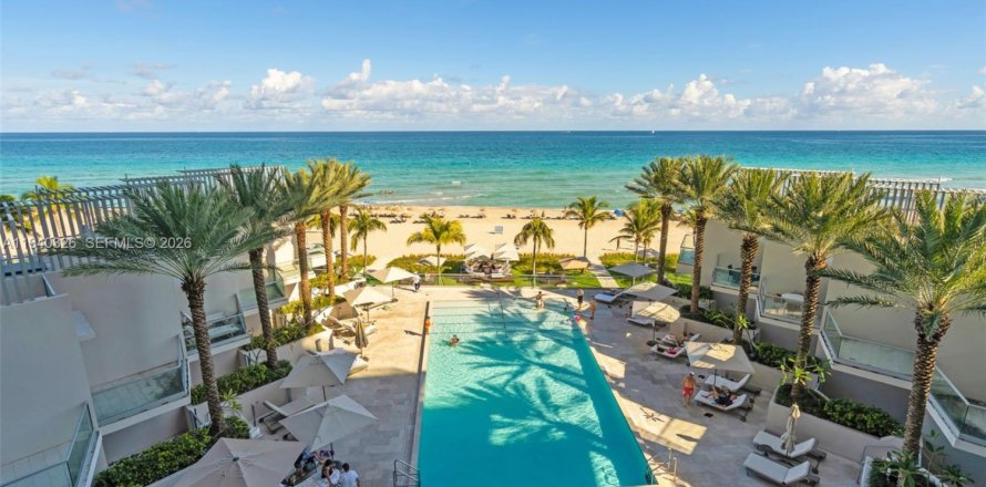 Condo in Sunny Isles Beach, Florida, 3 bedrooms  № 1997856