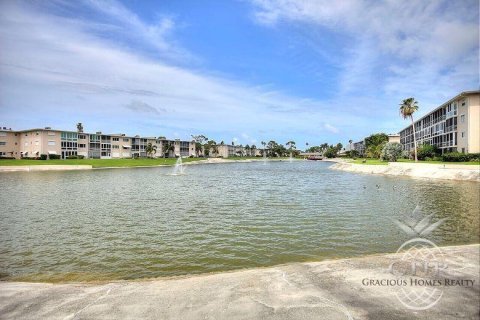 Copropriété à vendre à Lake Worth, Floride: 2 chambres, 83.05 m2 № 2153752 - photo 15
