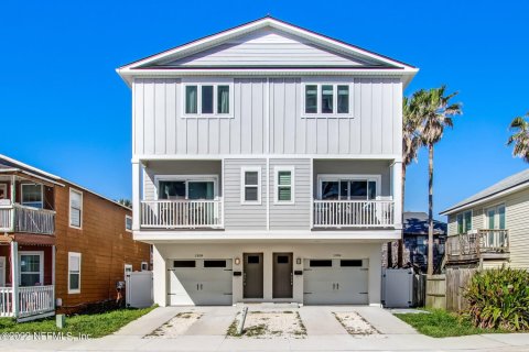Casa en Jacksonville Beach, Florida 3 dormitorios, 112.69 m2 № 769834