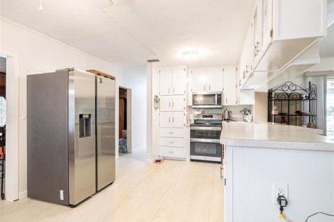 Villa ou maison à vendre à Minneola, Floride: 5 chambres, 185.62 m2 № 2233636 - photo 6