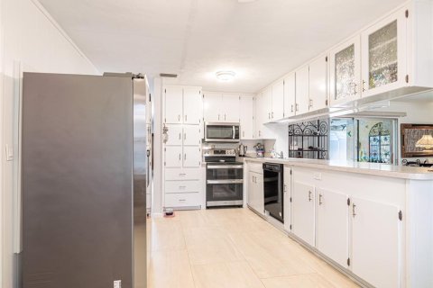 Villa ou maison à vendre à Minneola, Floride: 5 chambres, 185.62 m2 № 2233636 - photo 5