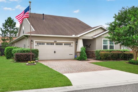 House in OCALA PRESERVE in Ocala, Florida 2 bedrooms, 214.23 sq.m. № 2324870