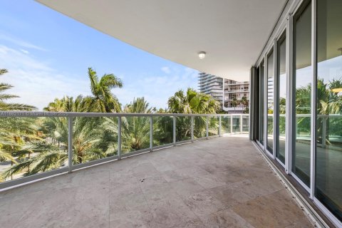 Condo in Miami, Florida, 3 bedrooms  № 1890637 - photo 12