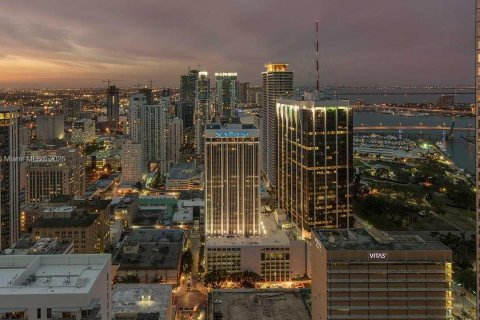 Apartment in Miami, Florida 2 bedrooms, 123 sq.m. № 1850432 - photo 15