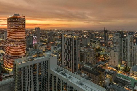 Apartment in Miami, Florida 2 bedrooms, 123 sq.m. № 1850432 - photo 14