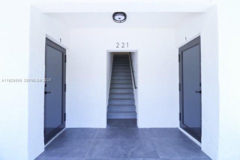 Apartment in Miami, Florida 2 bedrooms, 76.64 sq.m. № 1988830 - photo 15