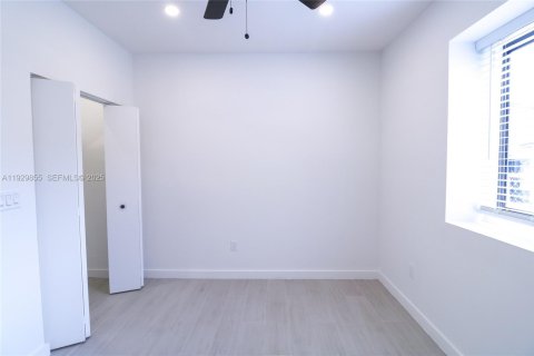 Apartment in Miami, Florida 2 bedrooms, 76.64 sq.m. № 1988830 - photo 9