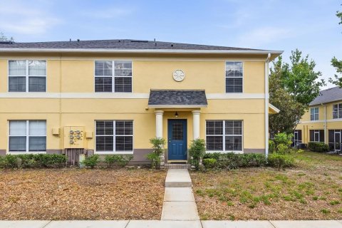 Townhouse in Valrico, Florida 3 bedrooms, 130.81 sq.m. № 2151795