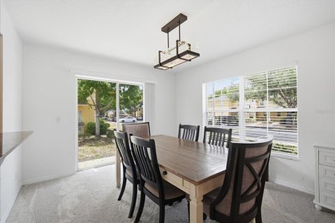 Townhouse in Valrico, Florida 3 bedrooms, 130.81 sq.m. № 2151795 - photo 21
