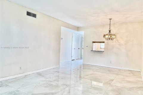 Copropriété à vendre à Boynton Beach, Floride: 1 chambre, 70.05 m2 № 1963787 - photo 7