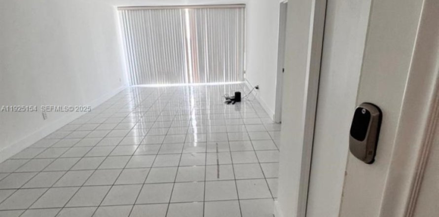 Condo à Miami Beach, Floride, 2 chambres  № 1983765