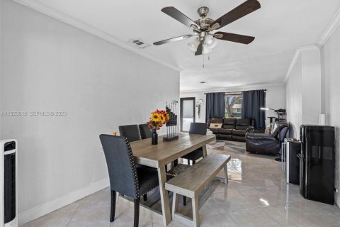 Купить виллу или дом в Плантация, Флорида 3 спальни, 136.85м2, № 1988486 - фото 14