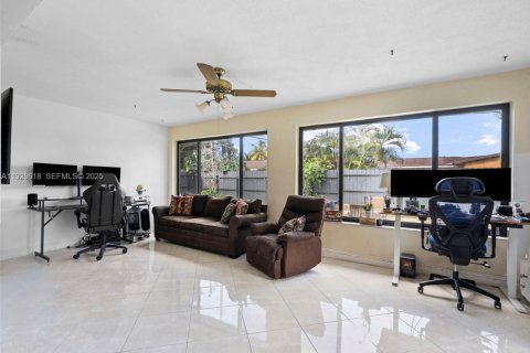 Купить виллу или дом в Плантация, Флорида 3 спальни, 136.85м2, № 1988486 - фото 18