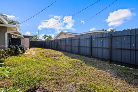 Купить виллу или дом в Плантация, Флорида 3 спальни, 136.85м2, № 1988486 - фото 29