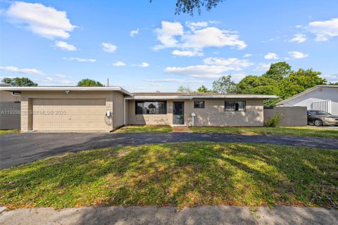 Купить виллу или дом в Плантация, Флорида 3 спальни, 136.85м2, № 1988486 - фото 4