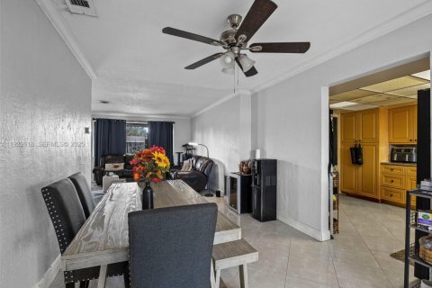 Купить виллу или дом в Плантация, Флорида 3 спальни, 136.85м2, № 1988486 - фото 13