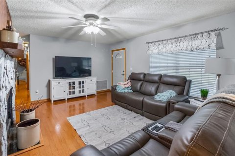 Villa ou maison à vendre à Clermont, Floride: 3 chambres, 208.57 m2 № 2431777 - photo 5