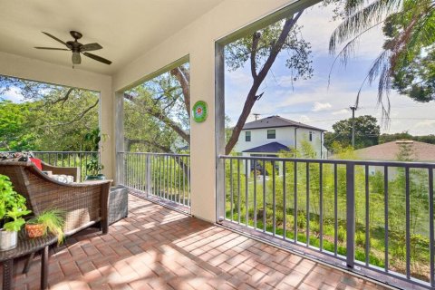 Villa ou maison à vendre à Tampa, Floride: 4 chambres, 209.87 m2 № 2388647 - photo 19