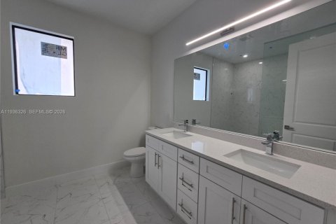 Villa ou maison à vendre à Lehigh Acres, Floride: 3 chambres, 145.11 m2 № 1999254 - photo 14