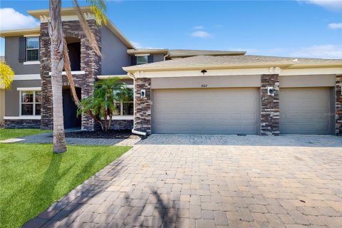 Casa en venta en Orlando, Florida, 4 dormitorios, 379.41 m2 № 1735526 - foto 3