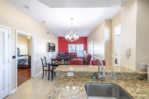 Adosado en venta en Kissimmee, Florida, 4 dormitorios, 136.57 m2 № 2214501 - foto 5