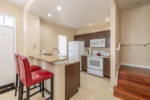 Adosado en venta en Kissimmee, Florida, 4 dormitorios, 136.57 m2 № 2214501 - foto 6