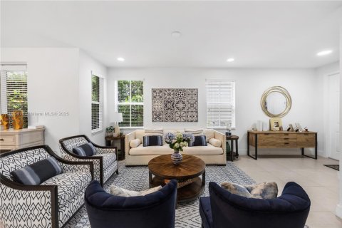 Villa ou maison à vendre à Doral, Floride: 5 chambres, 293.57 m2 № 1956812 - photo 19