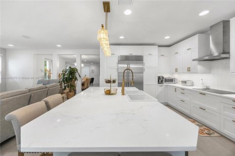 Villa ou maison à vendre à Doral, Floride: 5 chambres, 293.57 m2 № 1956812 - photo 30