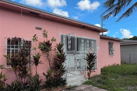 House in Miami, Florida 3 bedrooms, 117.06 sq.m. № 1965148 - photo 8