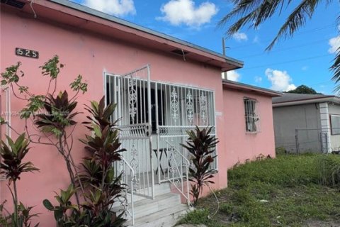 House in Miami, Florida 3 bedrooms, 117.06 sq.m. № 1965148 - photo 9