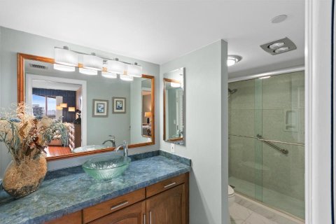 Condo in North Palm Beach, Florida, 2 bedrooms  № 2146944 - photo 28