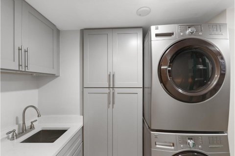 Condo in North Palm Beach, Florida, 2 bedrooms  № 2146944 - photo 30