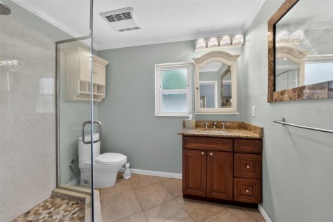 House in Saint Petersburg, Florida 4 bedrooms, 168.34 sq.m. № 2121512 - photo 24