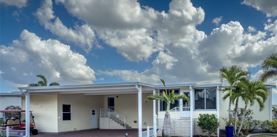 Appartement à Punta Gorda, Floride 3 chambres, 195.84 m2 № 1723483