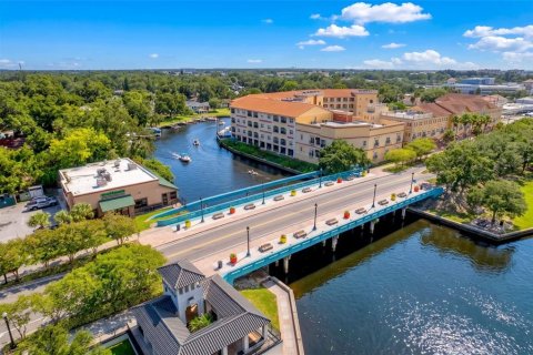 Commercial property in New Port Richey, Florida 93.65 sq.m. № 2296899 - photo 12
