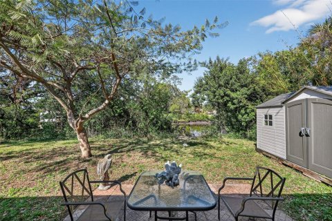House in Tampa, Florida 1 bedroom, 92.53 sq.m. № 2101247 - photo 28