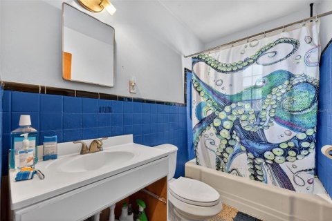 House in Tampa, Florida 1 bedroom, 92.53 sq.m. № 2101247 - photo 22