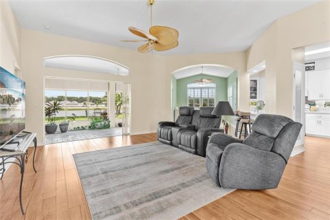 Villa ou maison à vendre à Tavares, Floride: 2 chambres, 178.84 m2 № 2205201 - photo 11