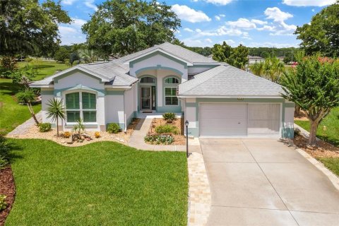 Villa ou maison à vendre à Tavares, Floride: 2 chambres, 178.84 m2 № 2205201 - photo 2