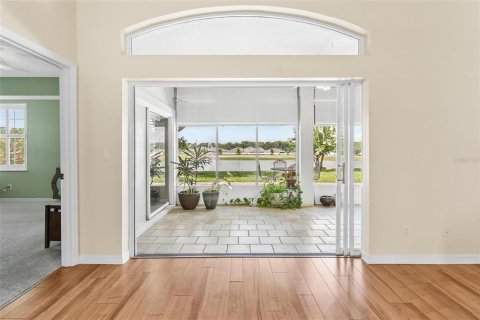 Villa ou maison à vendre à Tavares, Floride: 2 chambres, 178.84 m2 № 2205201 - photo 14