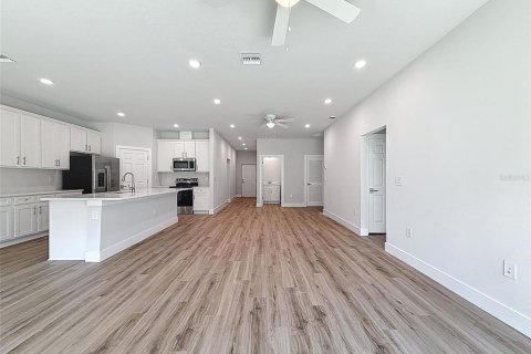 Commercial property in Homosassa, Florida 6 bedrooms, 335.38 sq.m. № 1901519 - photo 11