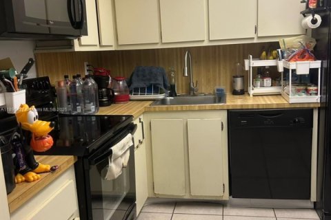 Copropriété à vendre à Miami, Floride: 2 chambres, 102.19 m2 № 1954199 - photo 8