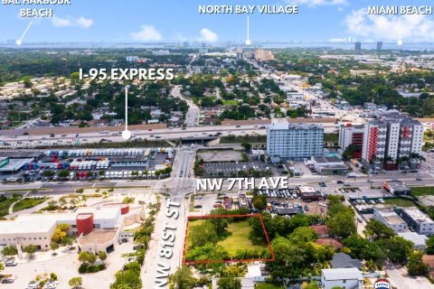 Propiedad comercial en venta en Miami, Florida № 1985605 - foto 5