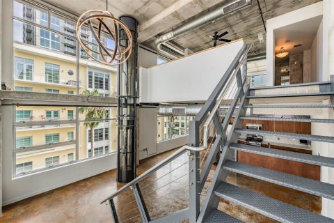 Copropriété à vendre à Tampa, Floride: 2 chambres, 168.71 m2 № 1902782 - photo 18