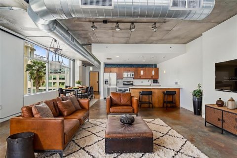 Copropriété à vendre à Tampa, Floride: 2 chambres, 168.71 m2 № 1902782 - photo 11
