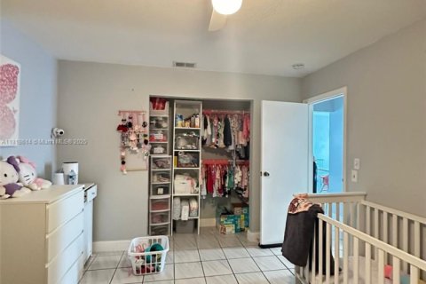 House in Sunrise, Florida 3 bedrooms, 148.64 sq.m. № 1776005 - photo 8